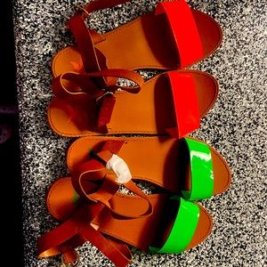 They are a size 7.5 neon green and neon orange